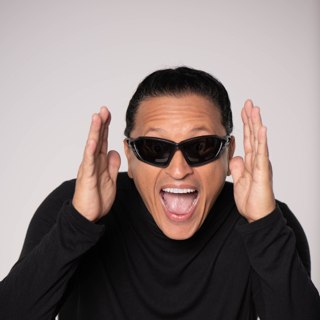 Elvis Crespo entra al salón de la fama y arrasa con su show en los Billboard 2025