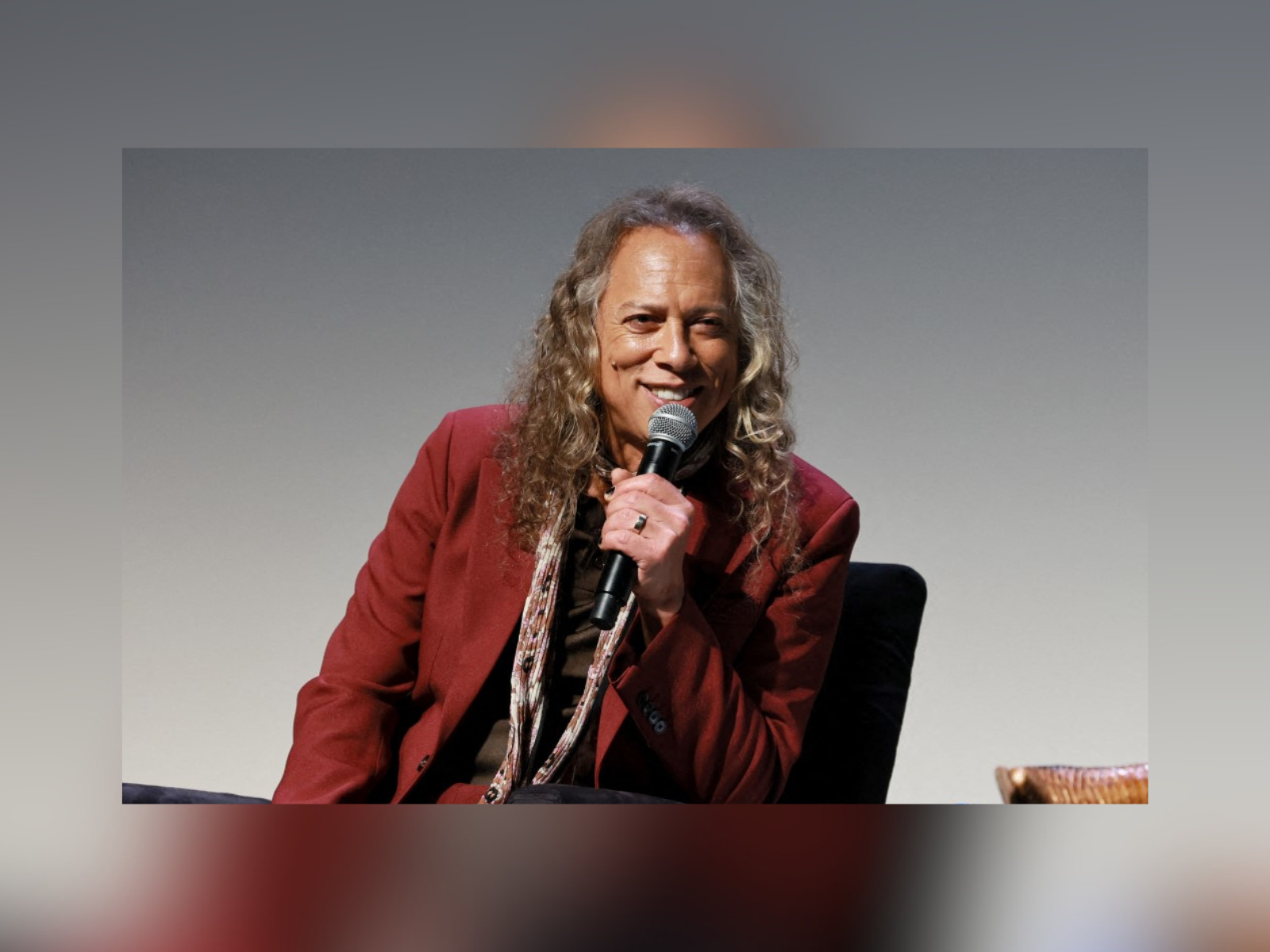Kirk Hammett sufrió una caída durante concierto de Metallica en Dublín