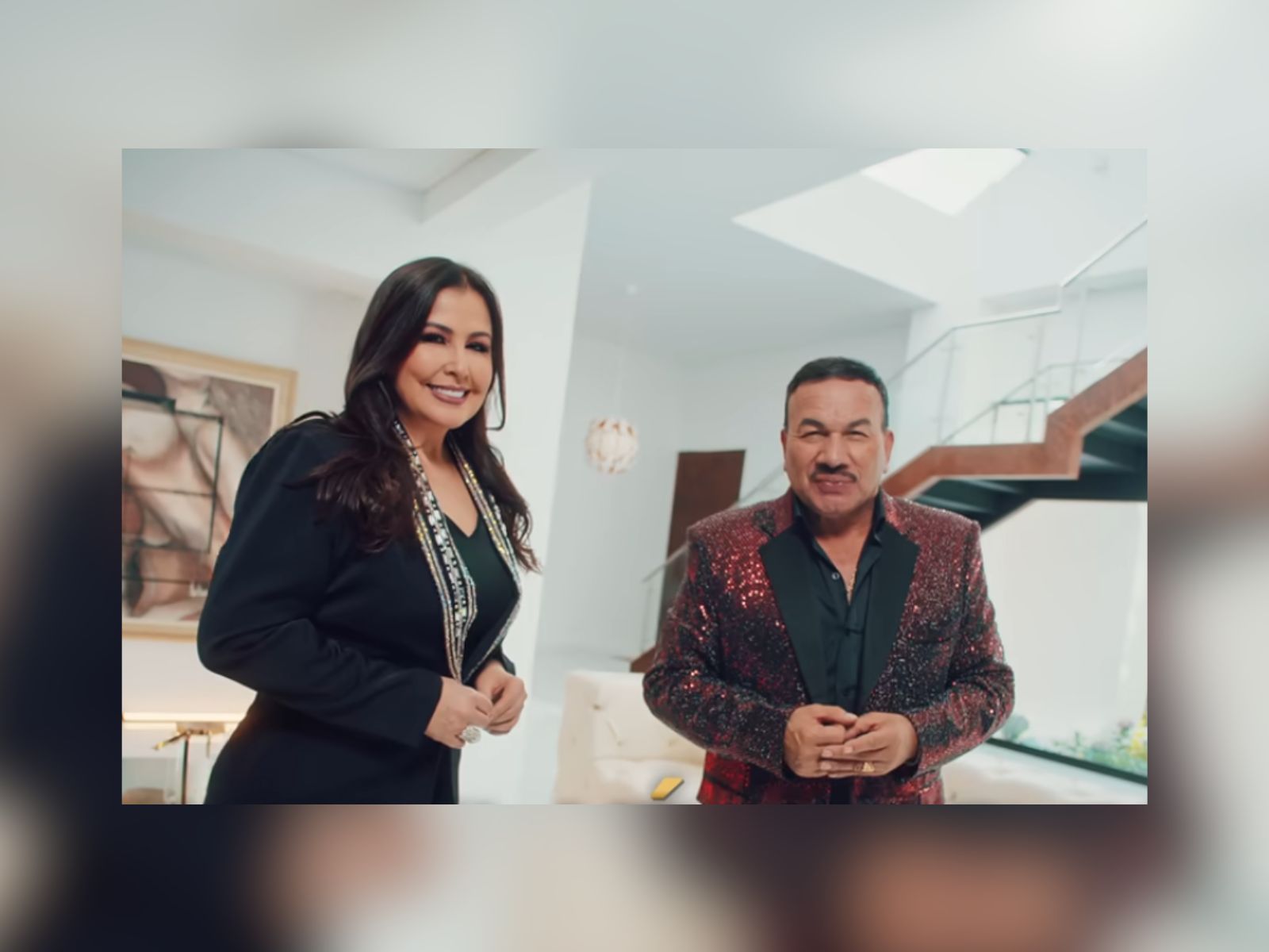 Arelys Henao y El Charrito presentan “Devuélveme los besos”