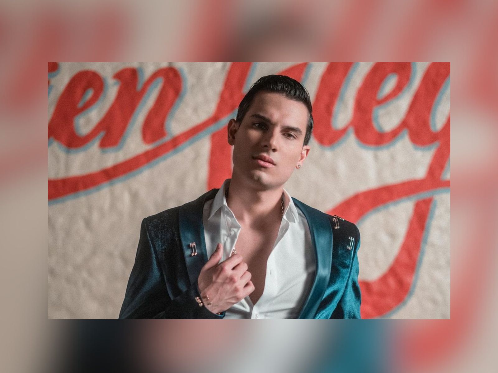 Pipe Bueno conecta pasado y presente en un emotivo recuerdo tras el trend de 2016