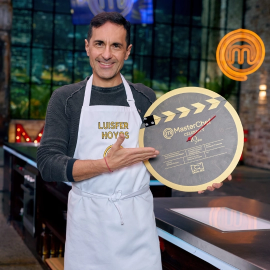 Luis-Fernando-Hoyo-Participante-de-MasterChef-Celebrity-Colombia-2025.webp