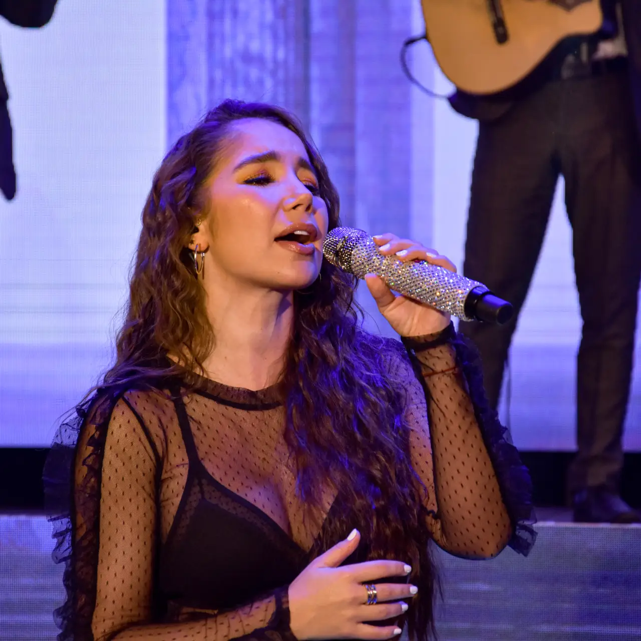 Paola Jara es la primera mujer del género popular, en ser nominada a los Grammy Anglo