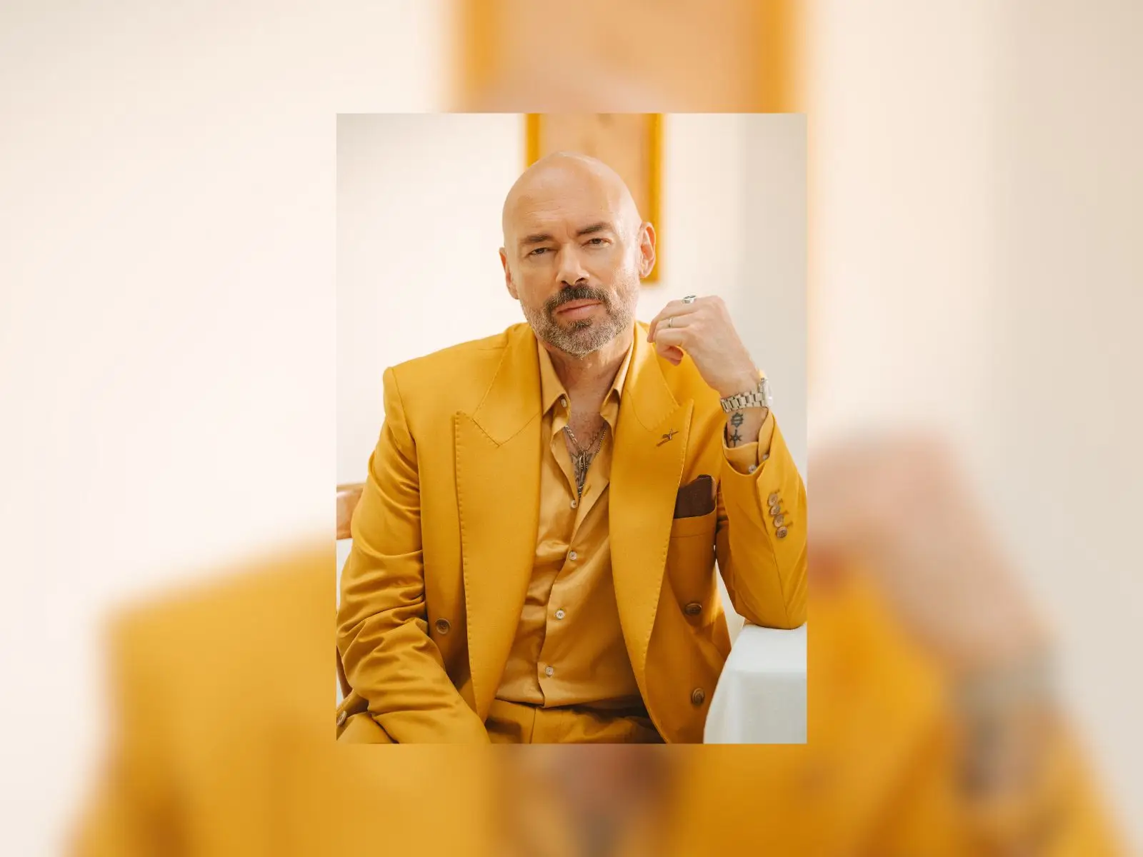 Santiago Cruz convierte su gira en una iniciativa de solidaridad por Colombia.