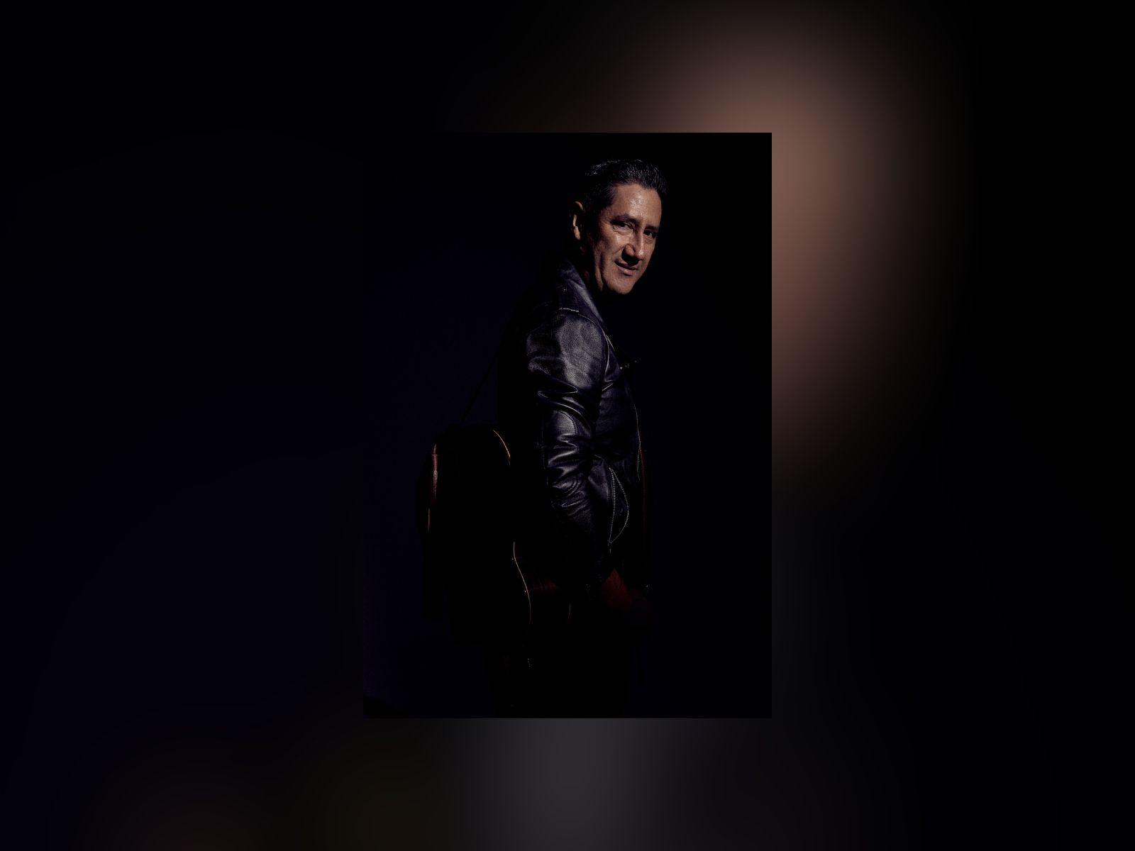 Heredero presenta “Soy Heredero”, un álbum que define su esencia como artista y compositor