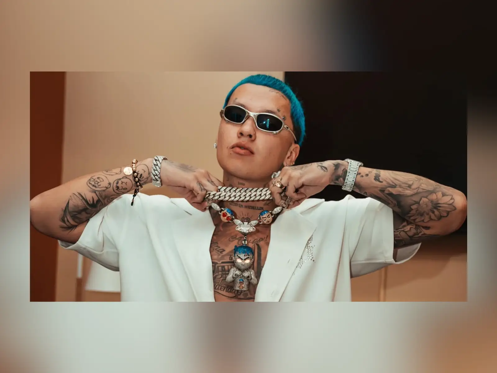 Blessd llevó ayuda al Chocó y terminó celebrando junto a su equipo al ritmo de sus canciones