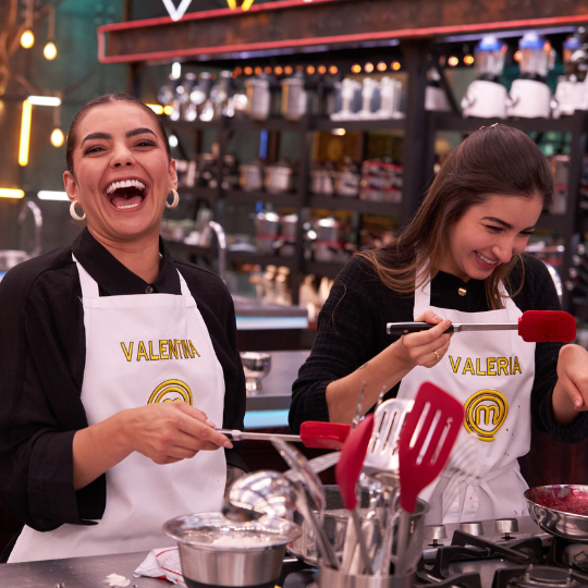 valentina-valeria-risas.webp